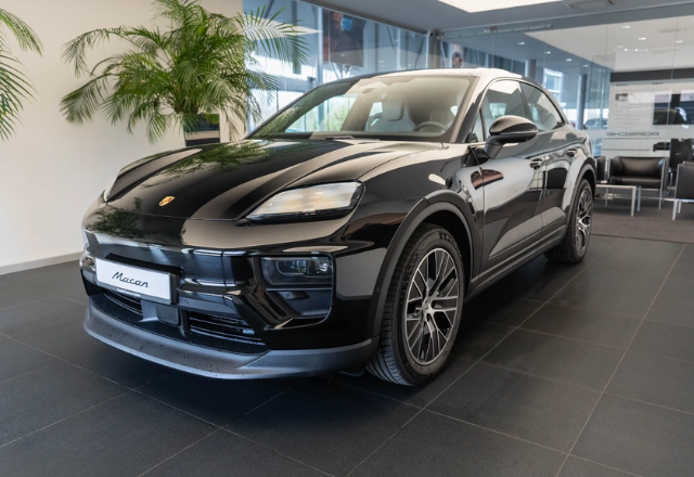 Porsche Macan 4