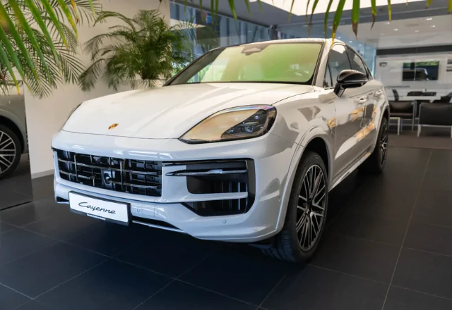 Porsche Cayenne Black Edition